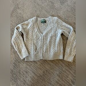 American Eagle light gray crop sweater, size M